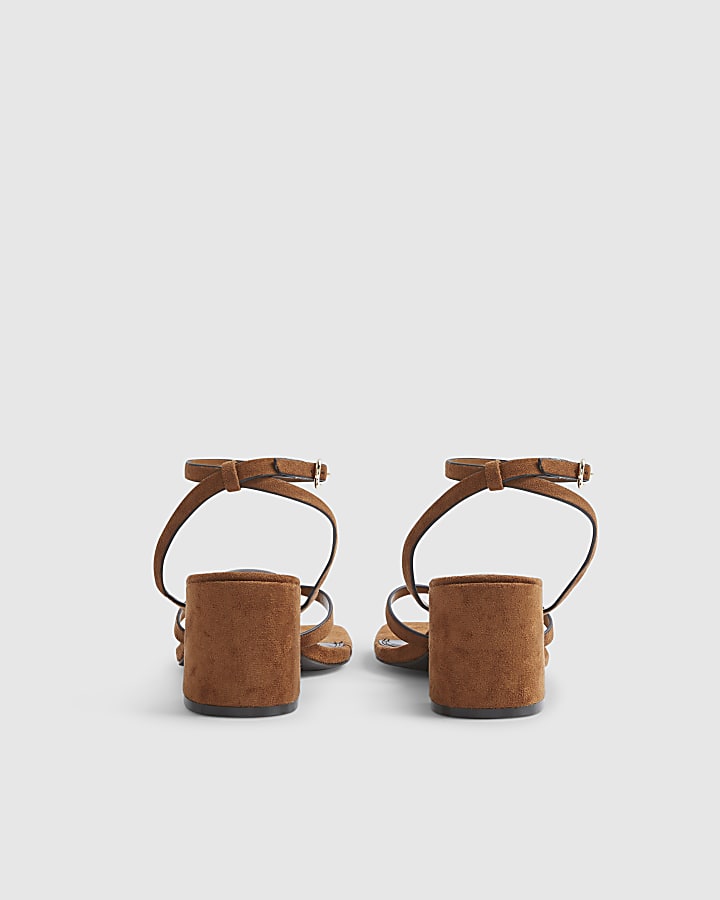 Brown Toe Thong Block Heels