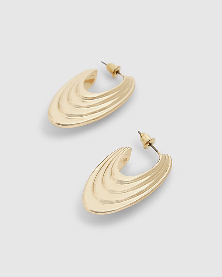 Gold Ridge Hoop Earrings