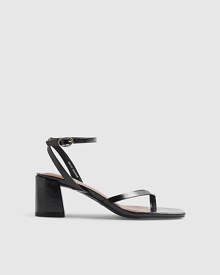 Black Block Heel Toe Thong Sandals