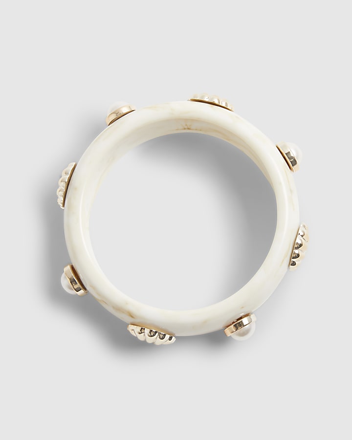 Cream Shell Cream Resin Bangle