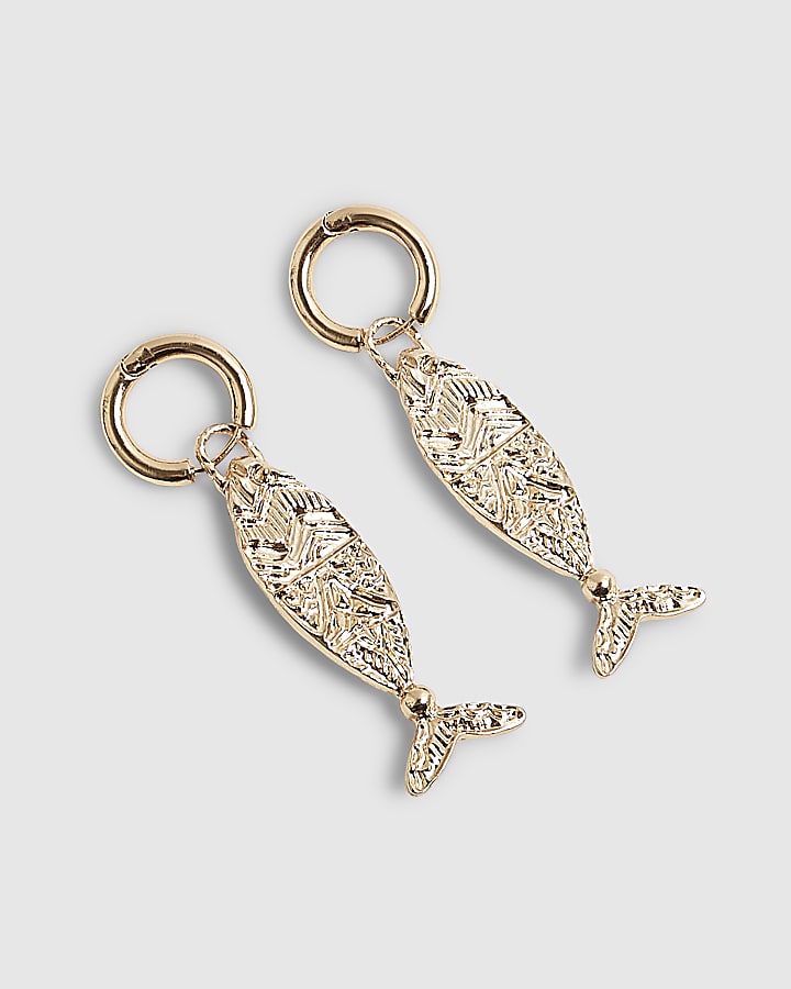 Gold engraved fish earrings