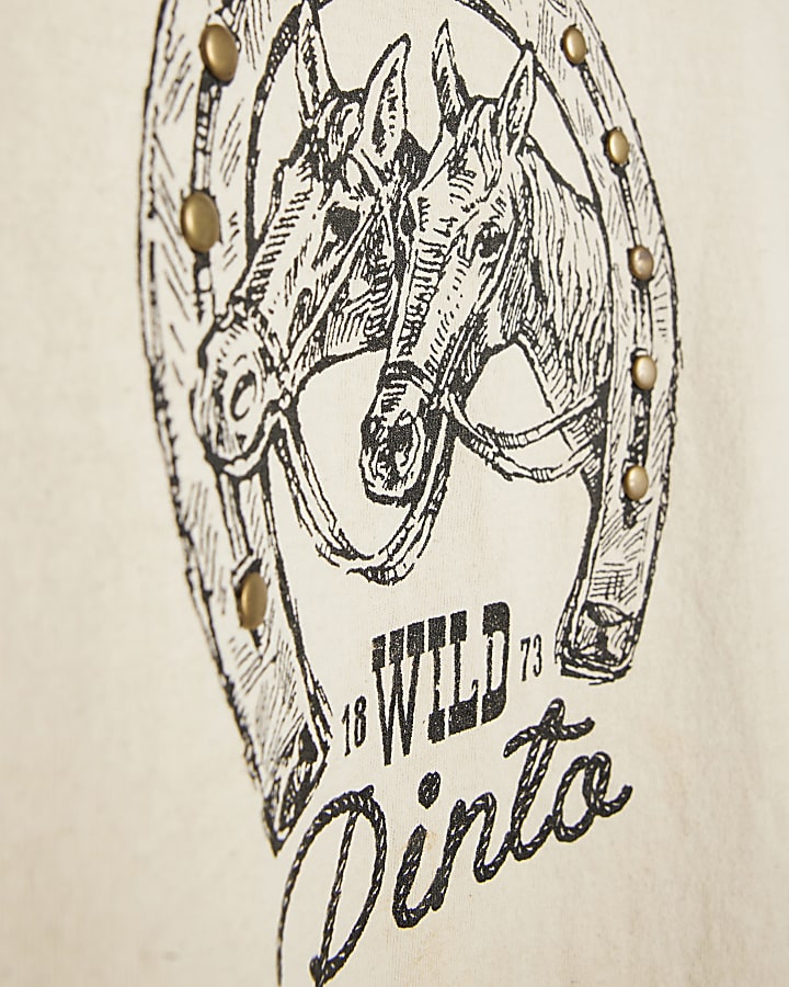 White Short Sleeve Tipped Horseshoe T-shirt