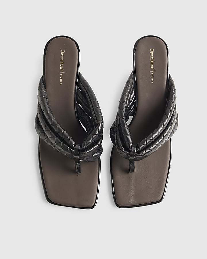 Black Toe Thong Woven Low Heel Sandals