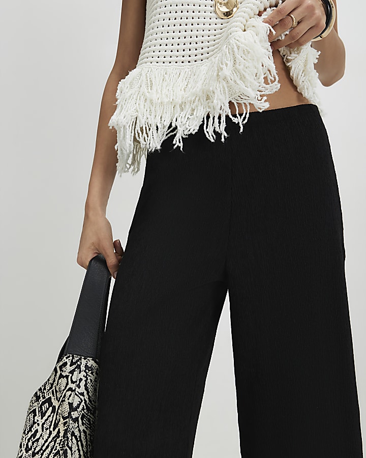 Black Pull On Textured Culottes