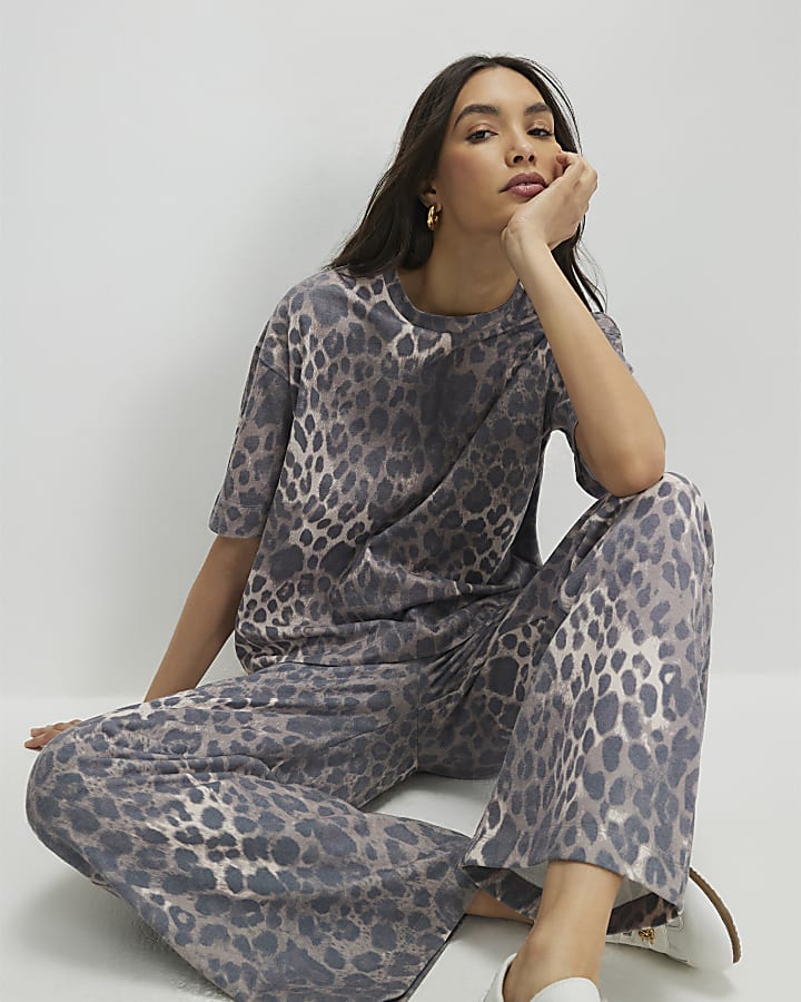 Beige Leopard Print Boxy T-Shirt