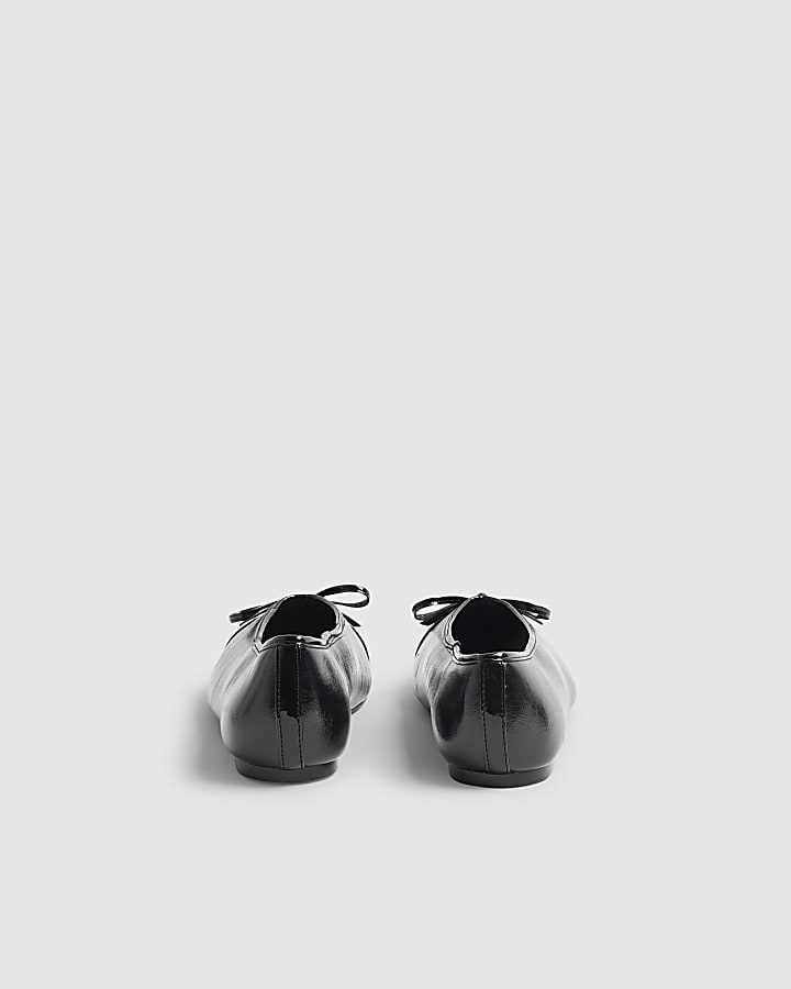 Black Bow Ballet Pumps