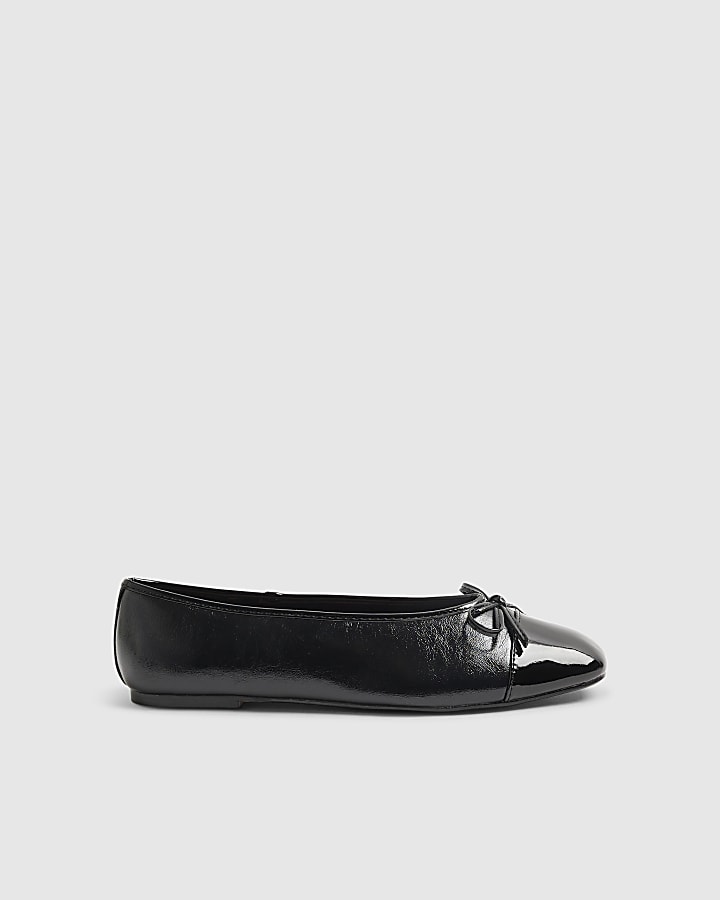 Black Bow Ballet Pumps