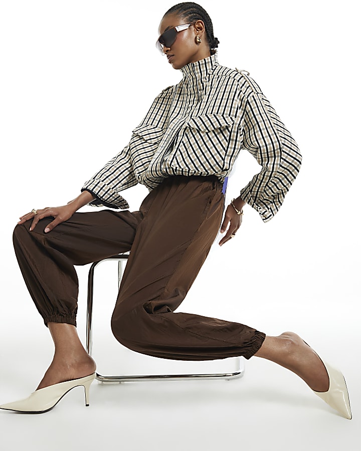 Brown Elasticated Balloon Leg Trousers