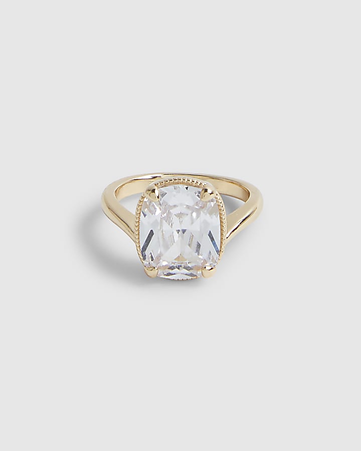 Gold Diamond Simulant Ring