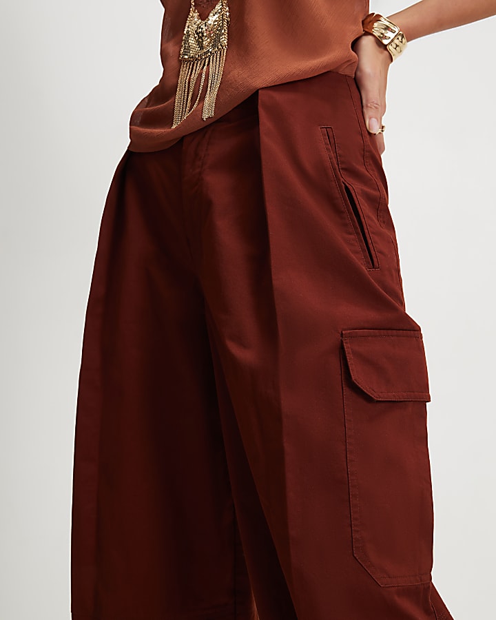 Red Twill Pleat Front Barrel Leg Trousers