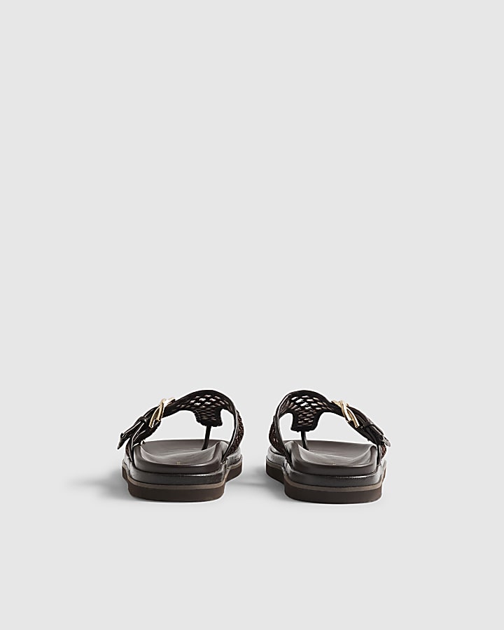 Brown Buckle Toe Thong Sandals