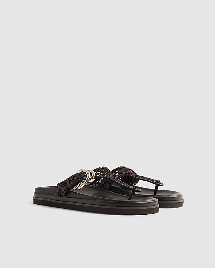 Brown Buckle Toe Thong Sandals