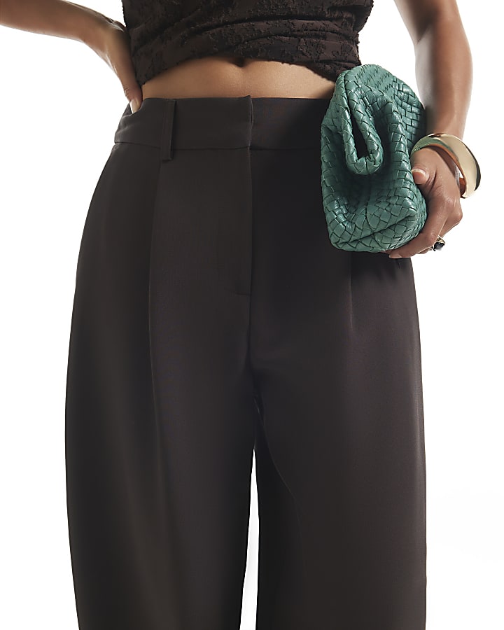 Petite Brown Pleat Detail Barrel Leg Trousers