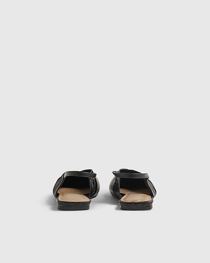 Black Metal Point Toe Flat Shoes