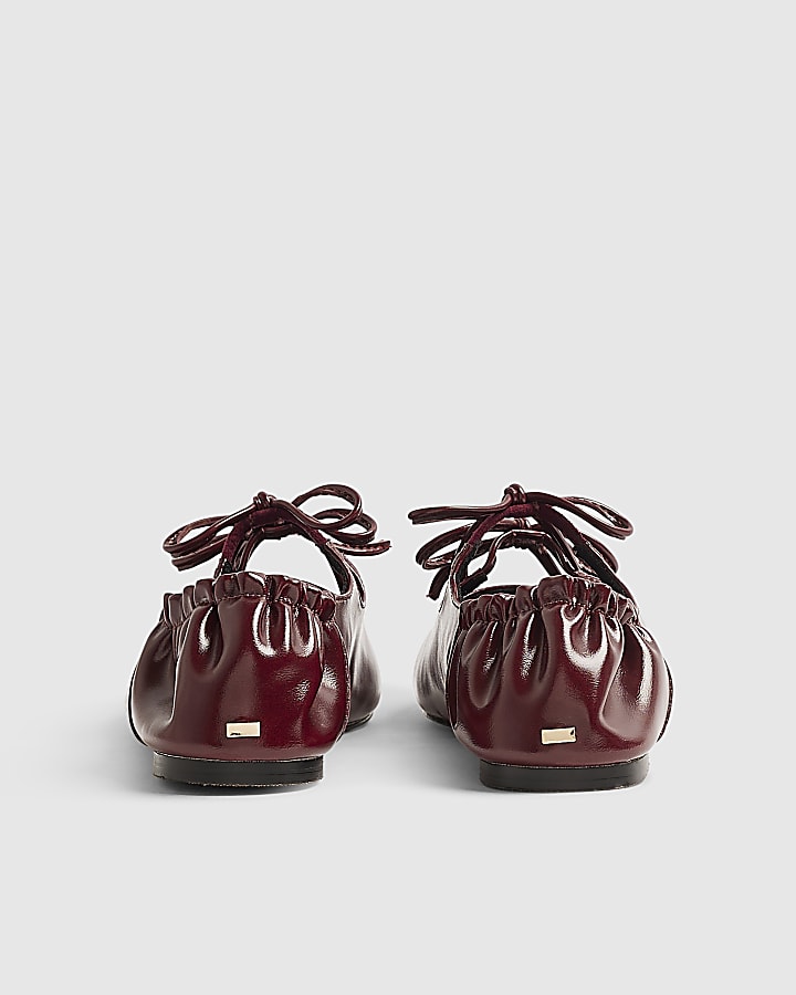 Red Bow Square Toe Pumps
