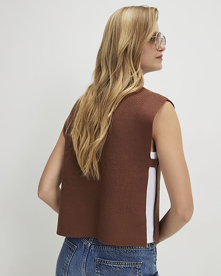 Brown Funnel Neck Knitted Tank