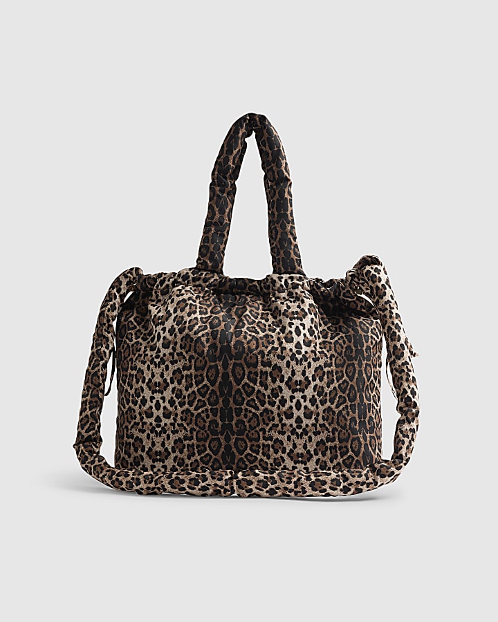 Brown Leopard Drawstring Travel Tote Bag