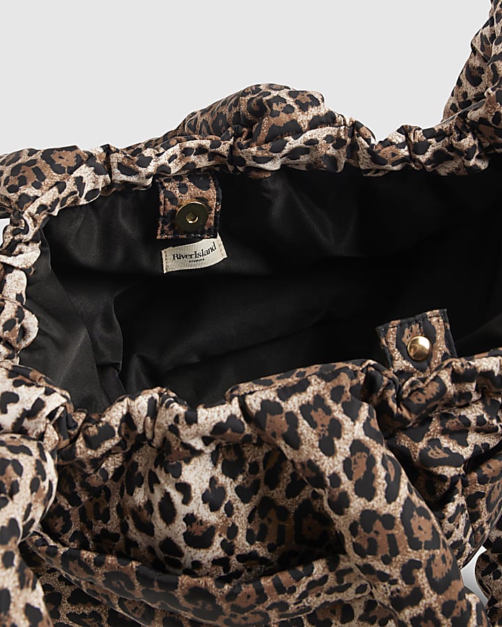 Brown Leopard Drawstring Travel Tote Bag