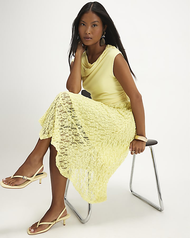 Petite Yellow Lace Hybrid Drape Dress