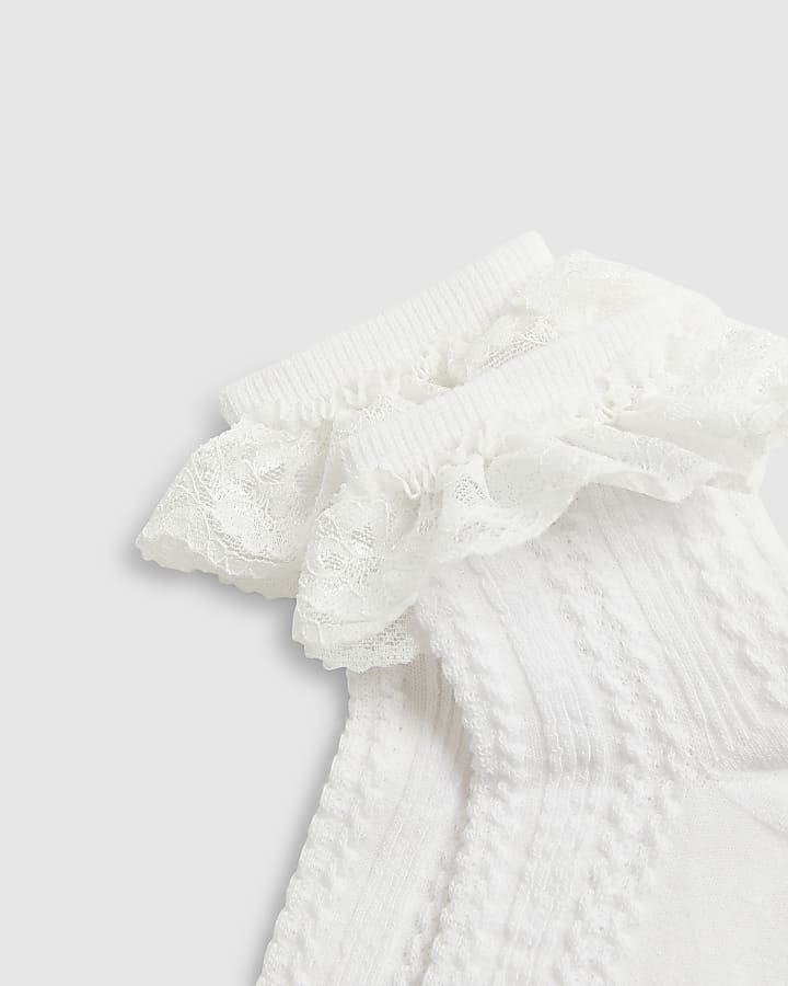 White Large Lace Frill Socks