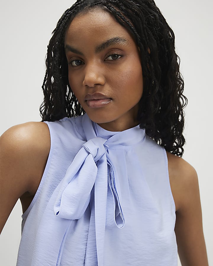Blue Sleeveless Pussybow Blouse