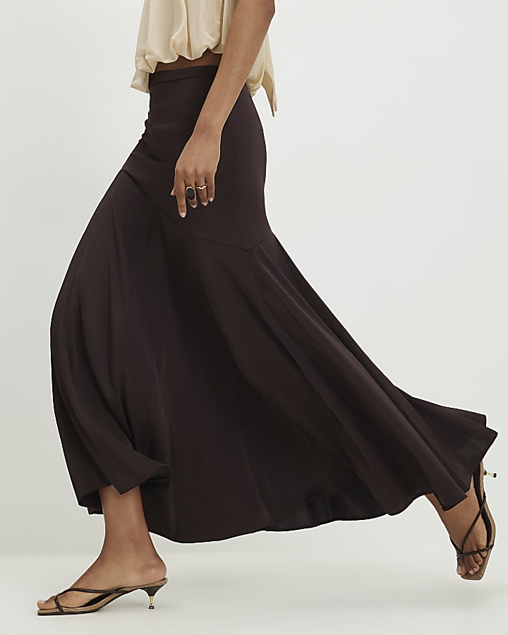 Brown Seamed Maxi Skirt
