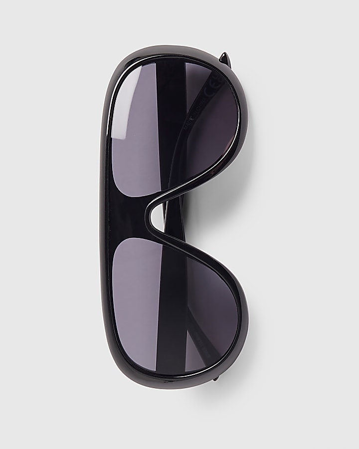 Black Oversized Sunglasses