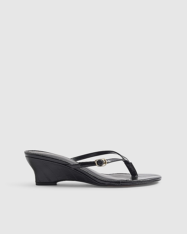 Black Toe Thong Wedge Heels