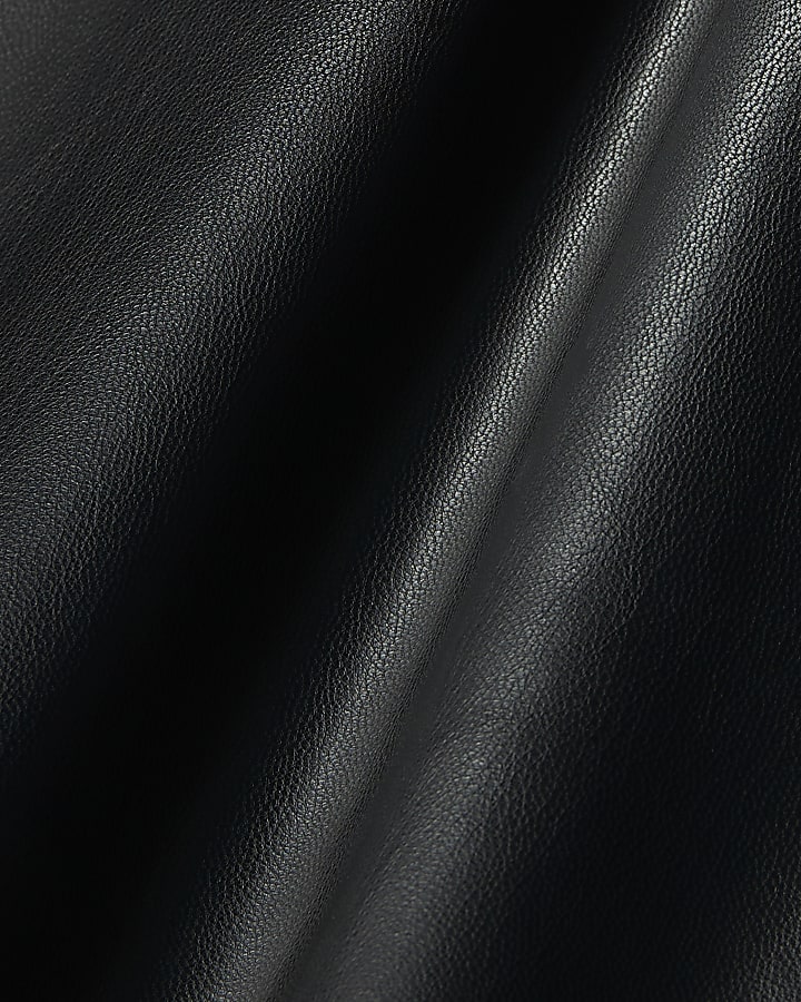 Black Clean Pull On Barrel Leg Trousers