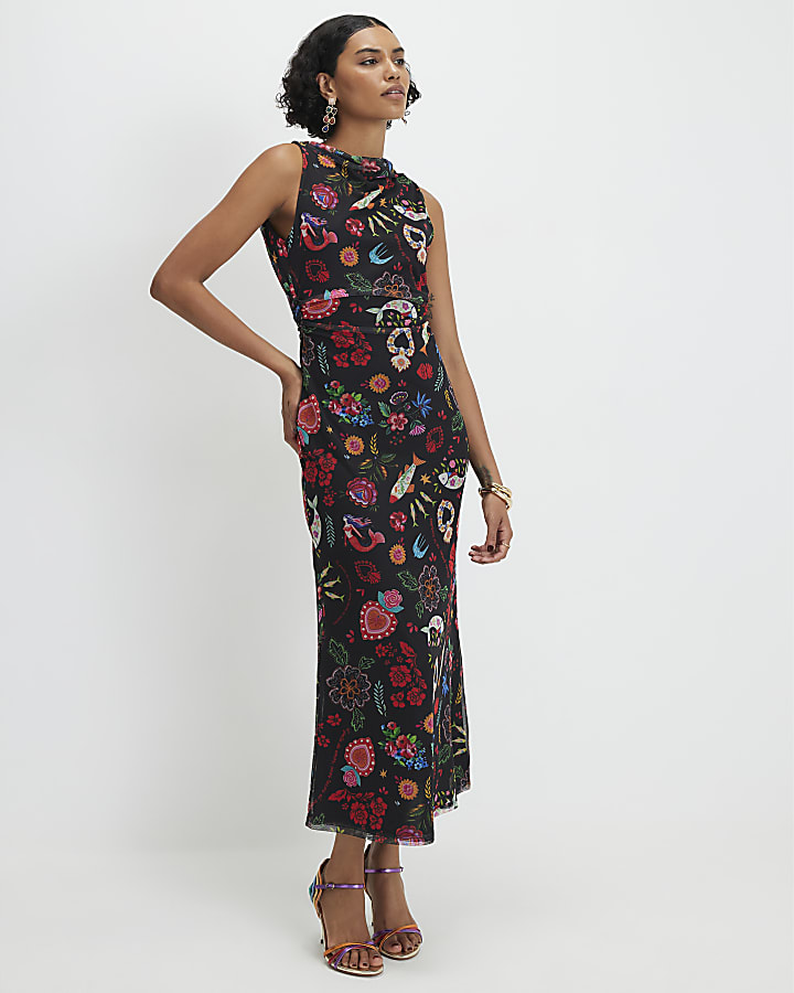 Black Sleeveless Boutique Icon Maxi Dress