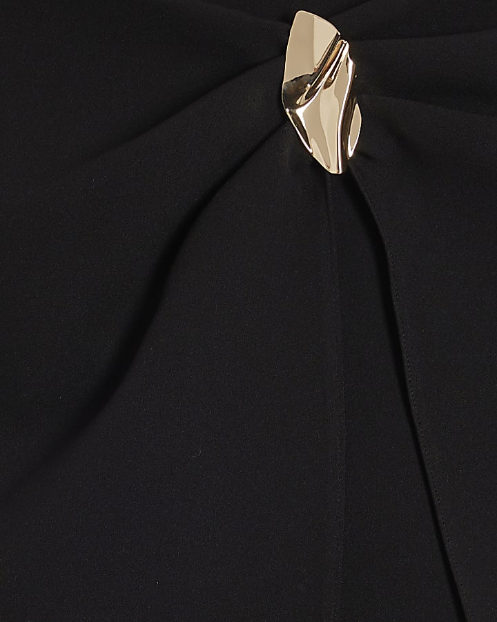 Black Metal Detail Skort