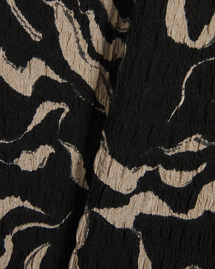 Petite Black Abstract Print Wide Leg Trousers