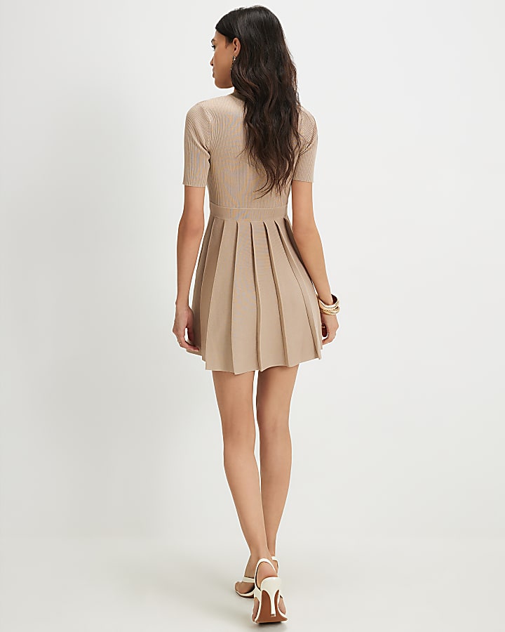 Beige Trim Detail Flippy Knitted Dress
