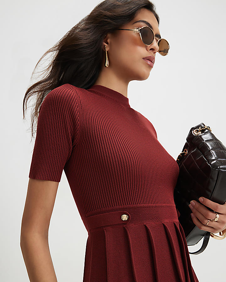 Red Trim Detail Flippy Knitted Dress