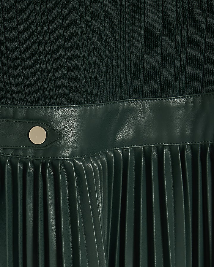 Green Hybrid Knit Pleat Hem Mini Dress