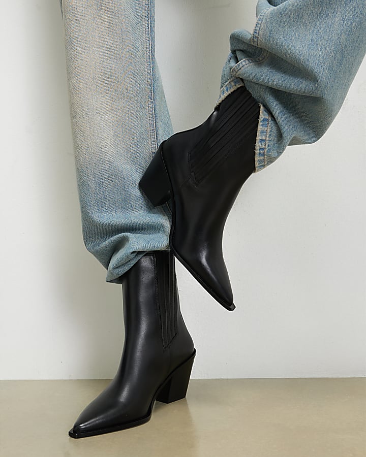 Black Leather Pointed Toe Ankle Boots