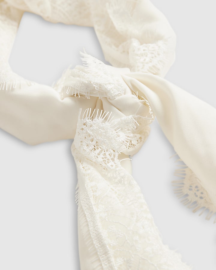 Cream Lace Trim Scarf