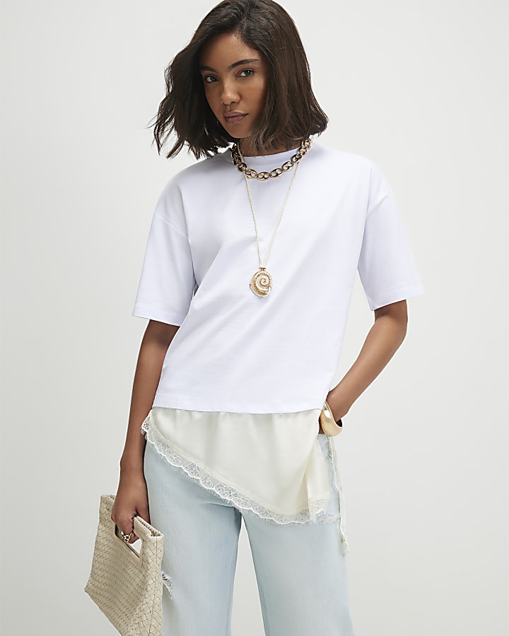 White Cotton Lace Hem Asymmetric T-Shirt