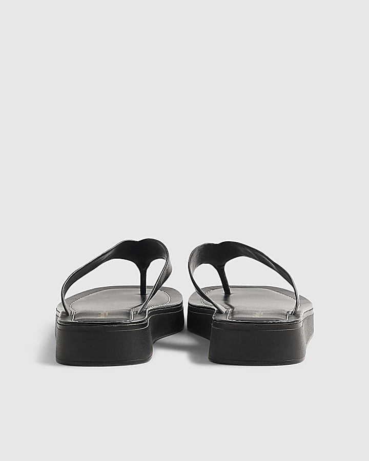 Black Leather Flatform Toe Thong Sandals