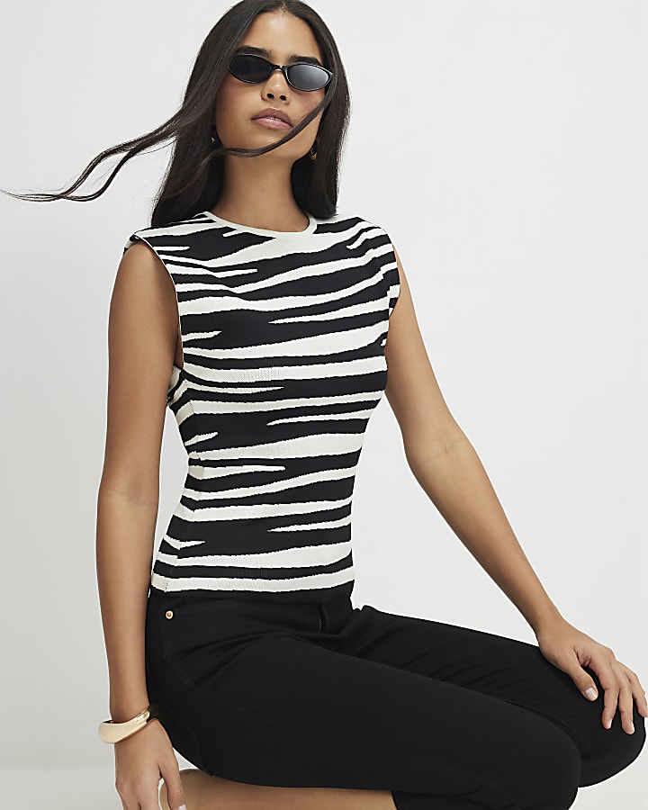 Black Zebra Knit Fitted Brunch Top
