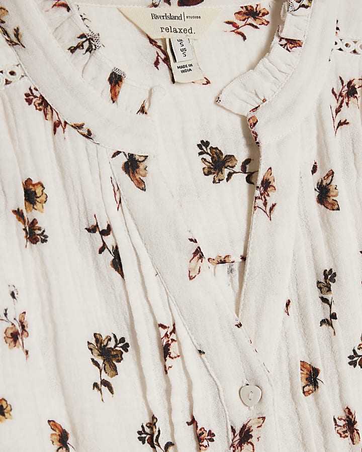 Cream Floral Textured Pintuck Blouse