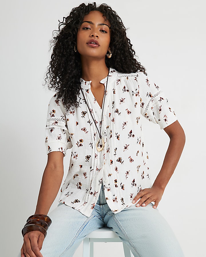Cream Floral Textured Pintuck Blouse