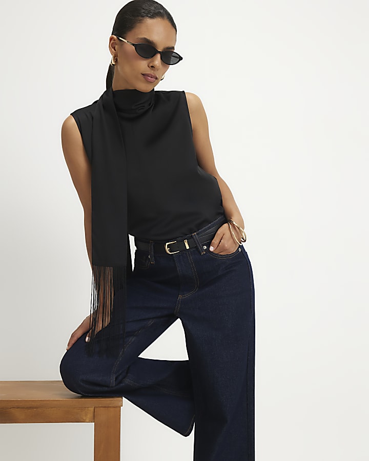 Petite Navy Relaxed Straight Leg Jeans