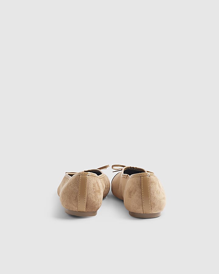 Beige Toe Cap Bow Ballet Pumps