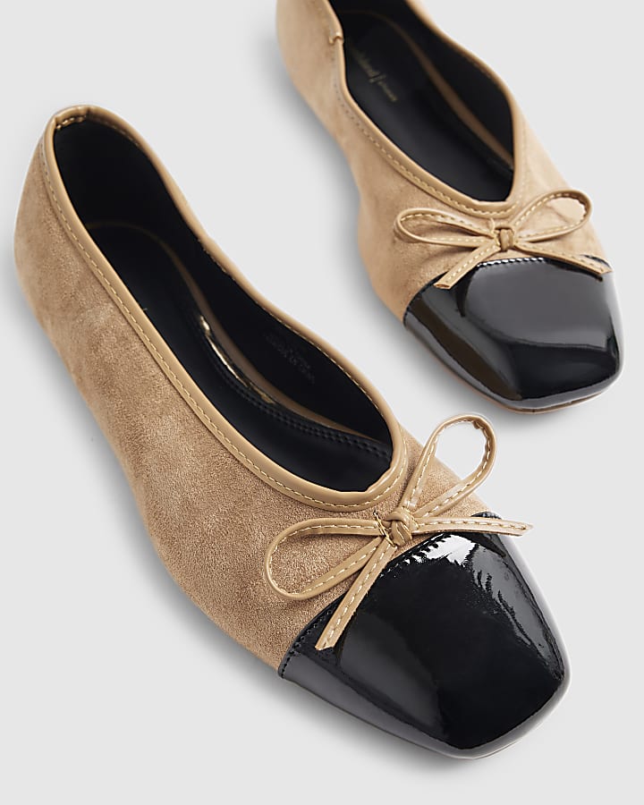Beige Toe Cap Bow Ballet Pumps