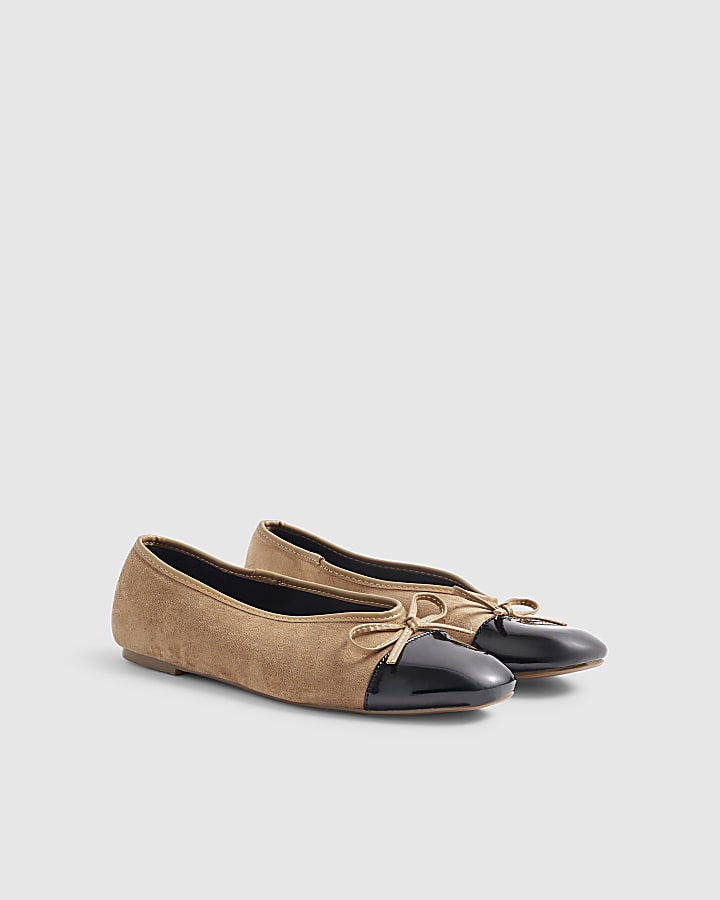 Beige Toe Cap Bow Ballet Pumps