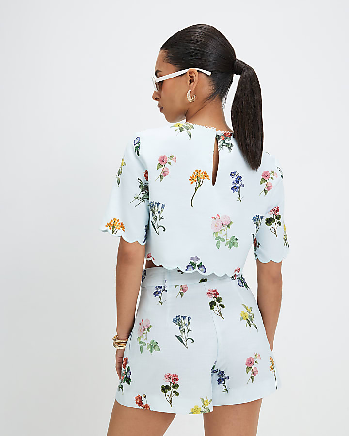 Petite Blue Woven Floral Scallop Trim Top