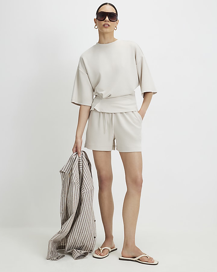 Cream Premium Tuck Side T-Shirt