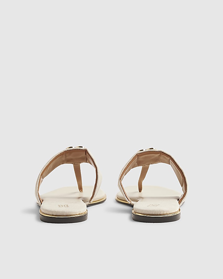 Cream Toe Thong Hardware Sandals