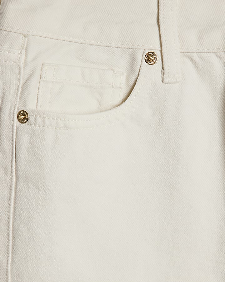 Petite White Relaxed Straight Leg Jeans